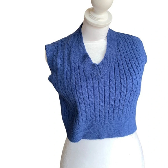 wan original design Jackets & Blazers - WAN Original Design XS blue knit sweater vest cropped
